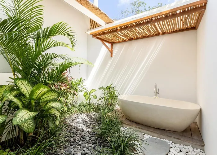 Lumahi Dua - Luxury 1br Private With Pool, Walking Distance To Seseh * Canggu