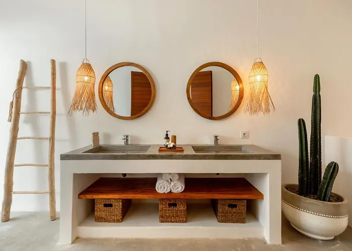 Lumahi Dua - Luxury 1br Private With Pool, Walking Distance To Seseh Canggu